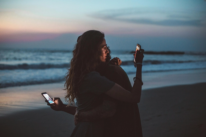 Digital detox : et si vous lâchiez un peu votre natel ?